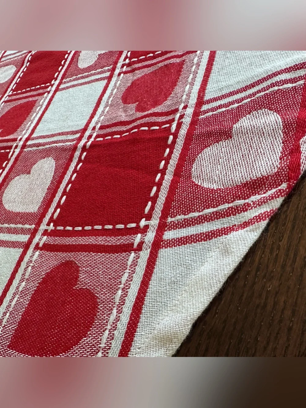 Vintage Park B Smith Valentine Red White Heart Checkered Tablecloth Round 70
